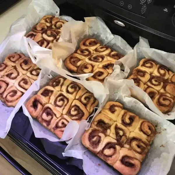 white cinnamon buns with home-made brown sugar tyra bakes regina